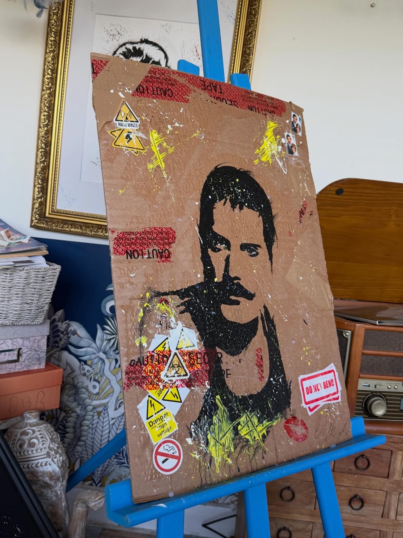 Musical Prostitue -Freddie