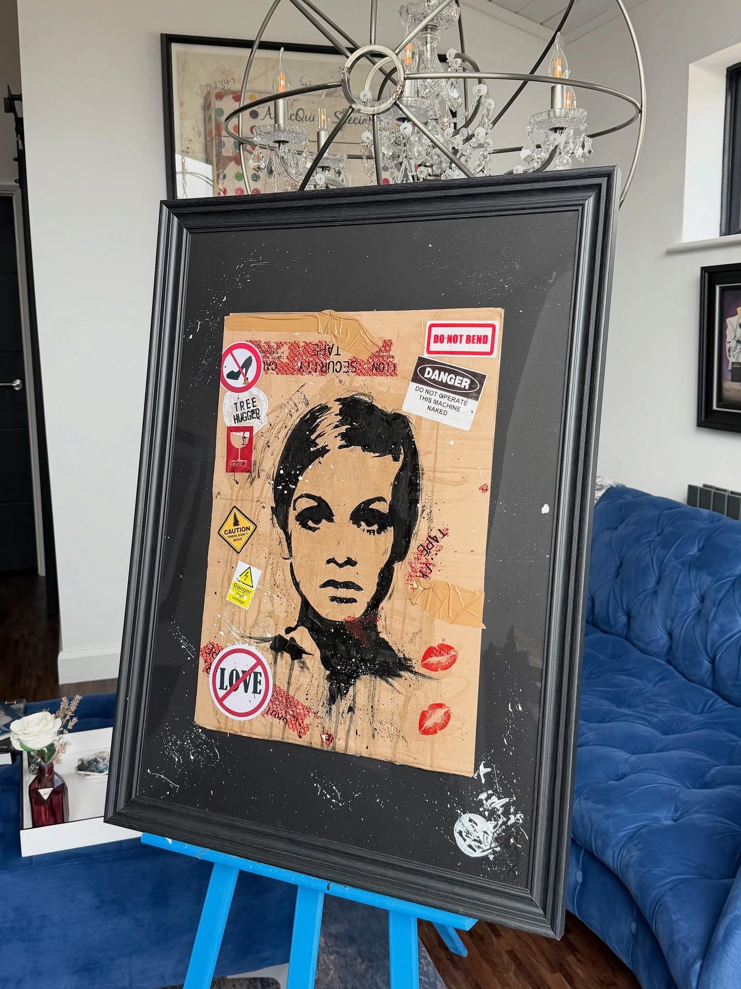 Handle With Style – Original Twiggy Painting 💄