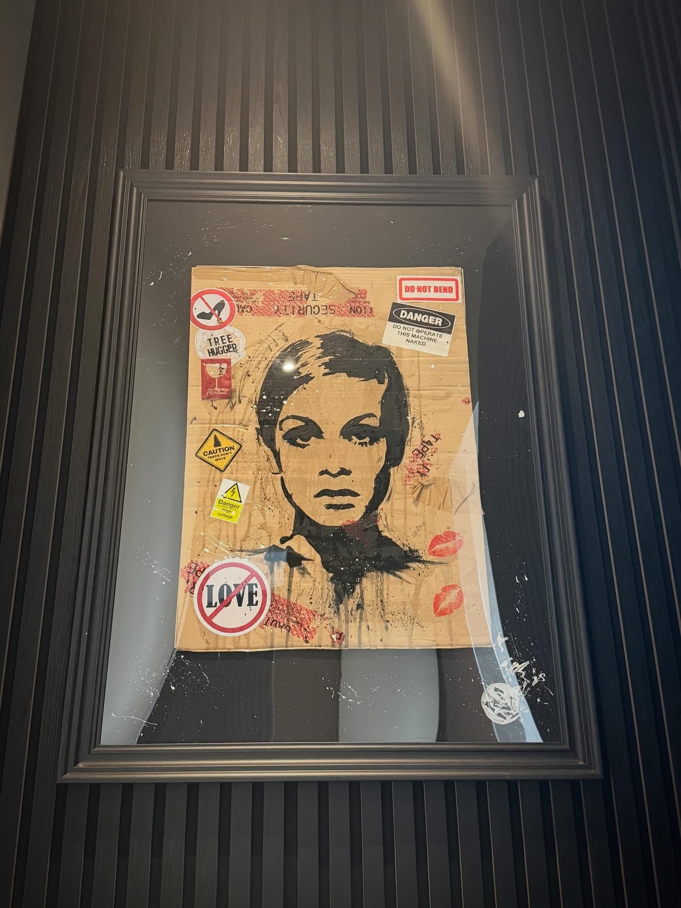 Handle With Style – Original Twiggy Painting 💄